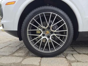 Porsche Cayenne  CARFAX, снимка 8