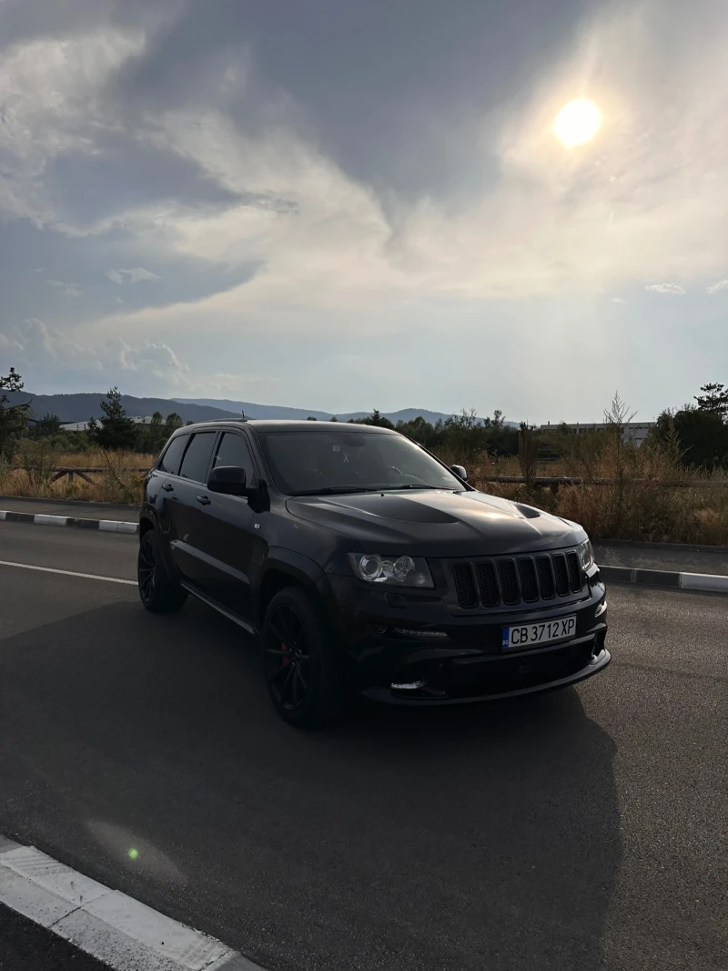 Jeep Grand cherokee 6.4 SRT/ LPG, снимка 3 - Автомобили и джипове - 47112086