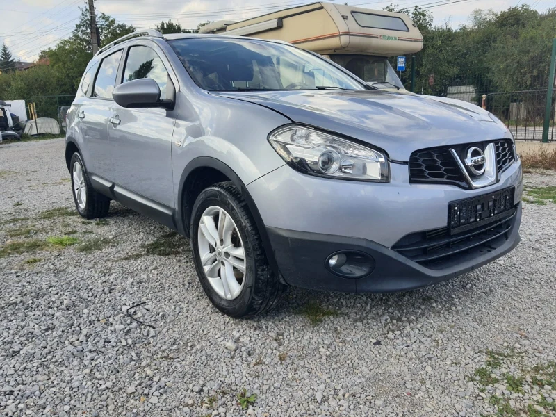 Nissan Qashqai, снимка 7 - Автомобили и джипове - 47384167