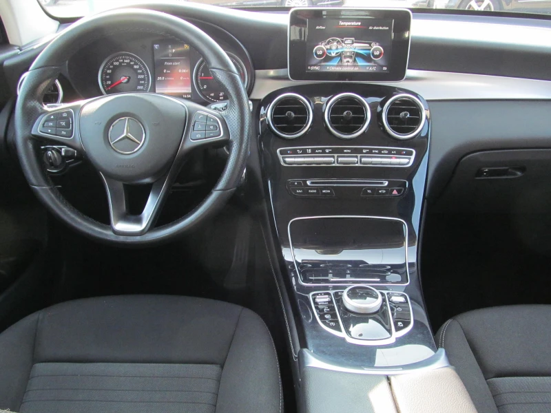 Mercedes-Benz GLC 220 CDI* 170k.c* 9G Tronic* TOP, снимка 13 - Автомобили и джипове - 47880016