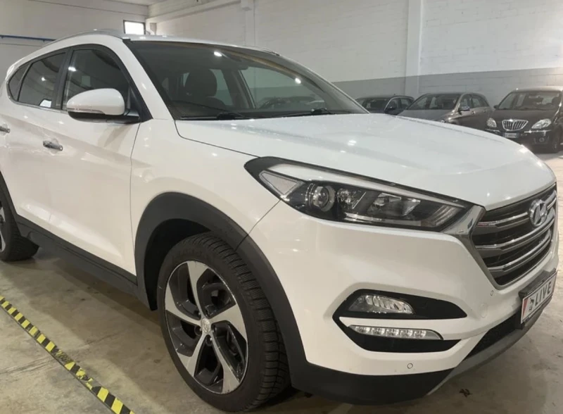 Hyundai Tucson 1.7CRDI DCT Xpossible, снимка 3 - Автомобили и джипове - 48668421