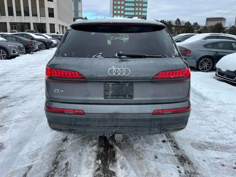 Audi Q7 * Komfort * CARFAX * БЕЗ ПЪРВОНАЧАЛНА ВНОСКА, снимка 4 - Автомобили и джипове - 52778288