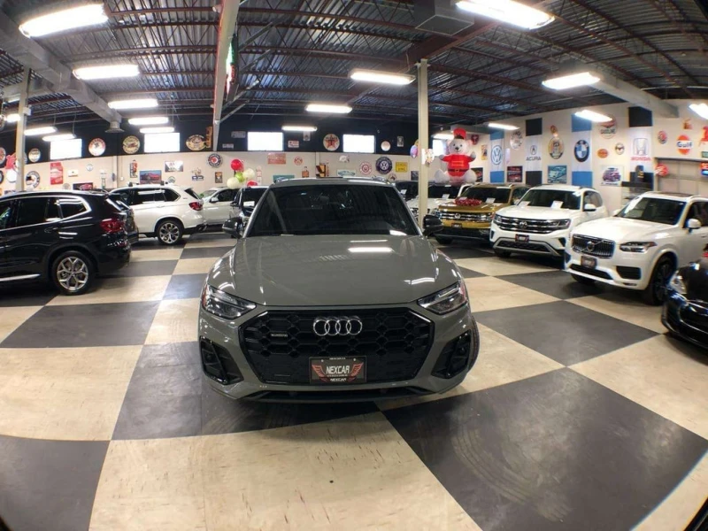 Audi Q5 S Line quattro Premium Plus  CARFAX, снимка 3 - Автомобили и джипове - 53354663