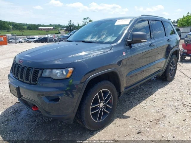 Jeep Grand cherokee TRAILHALK* 3.6* V6* 8ZF* ДИСТРОНИК* ОБДУХВАНЕ* КАМ - изображение 3