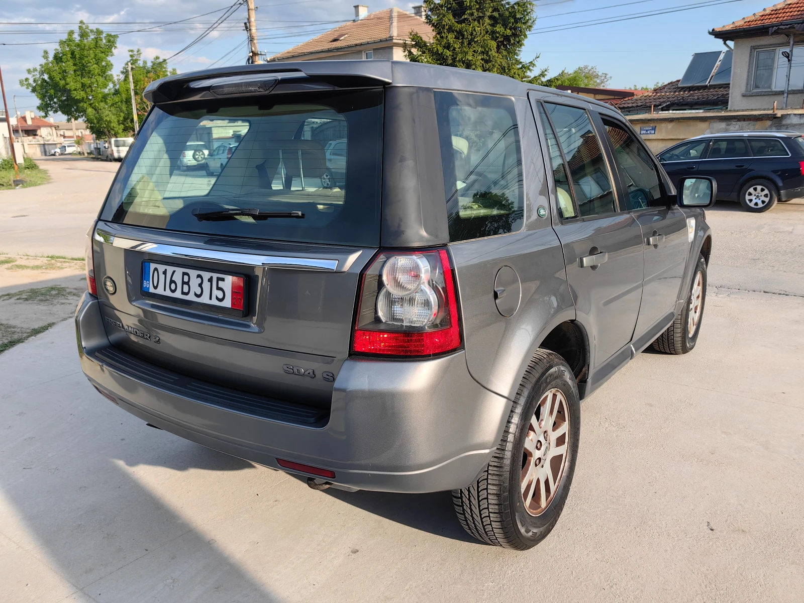 Land Rover Freelander 2.2D 190кс. Автомат 4Х4 - изображение 6