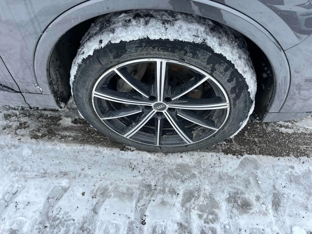 Audi Q7 * Komfort * CARFAX * БЕЗ ПЪРВОНАЧАЛНА ВНОСКА - изображение 7