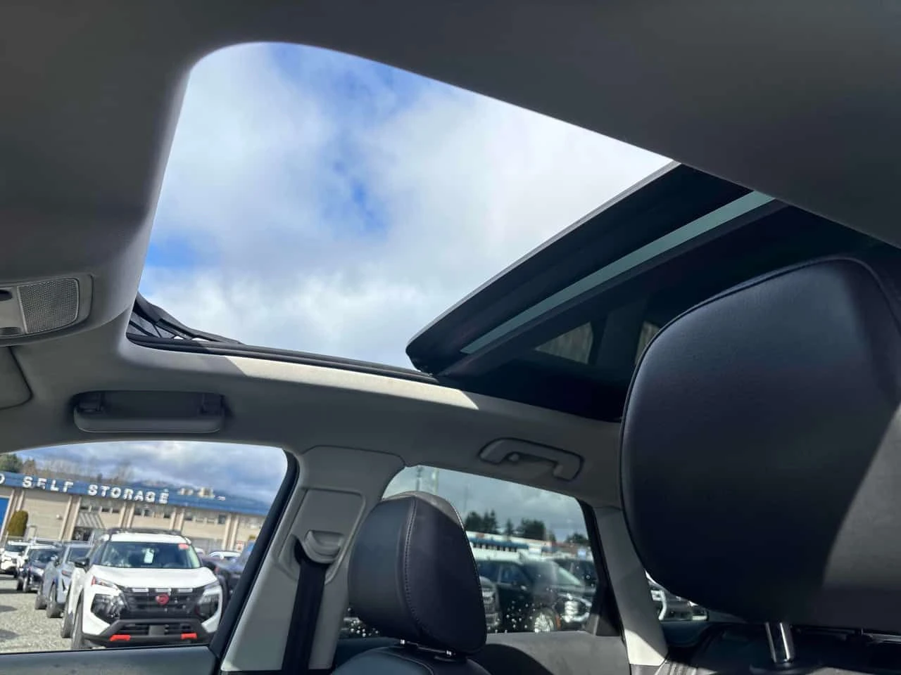 Audi Q3 * Komfort * CARFAX * ���� �� �� | Mobile.bg � ����������� 11