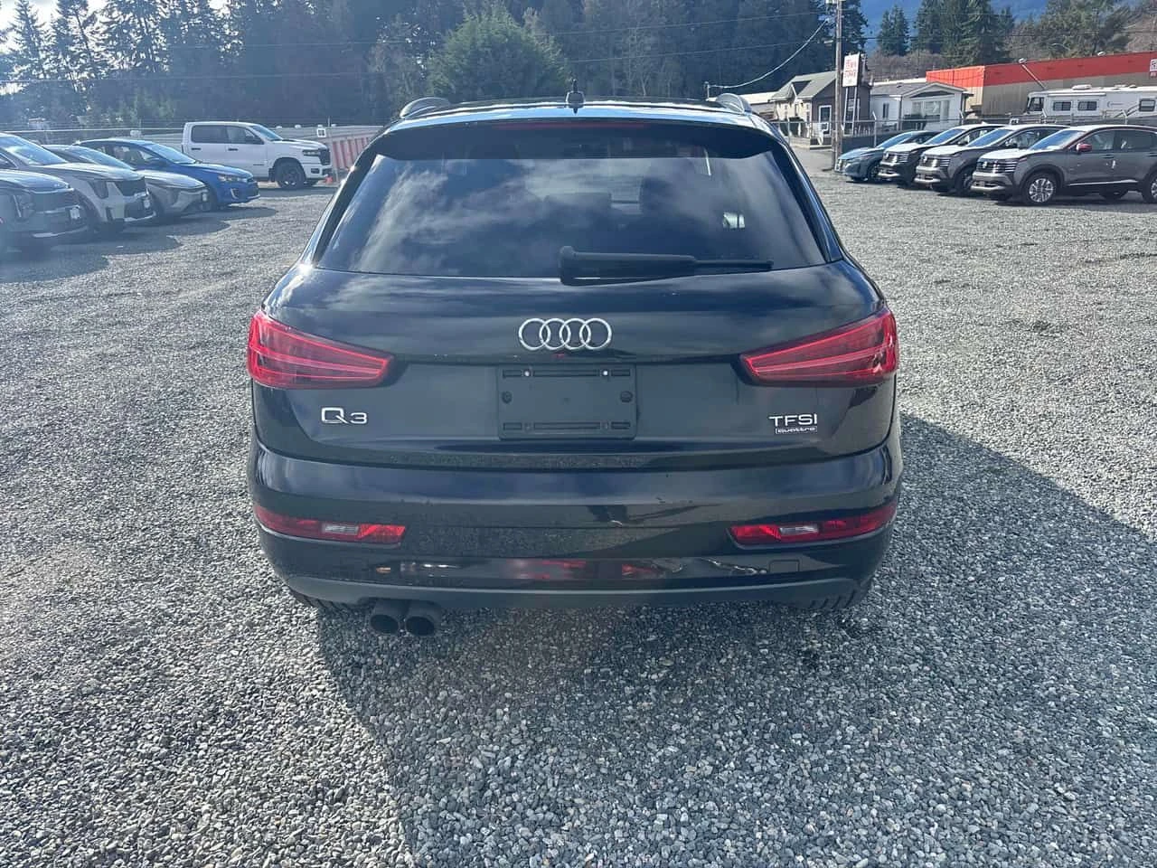 Audi Q3 * Komfort * CARFAX * ЦЕНА ДО БГ - изображение 4