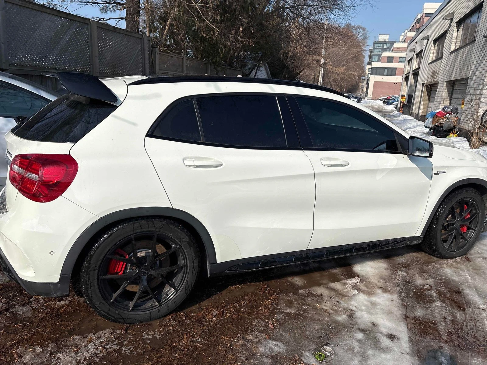 Mercedes-Benz GLA 45 AMG С РЕГИСТРАЦИЯ & АВТО КРЕДИТ, снимка 3 - Автомобили и джипове - 53873473