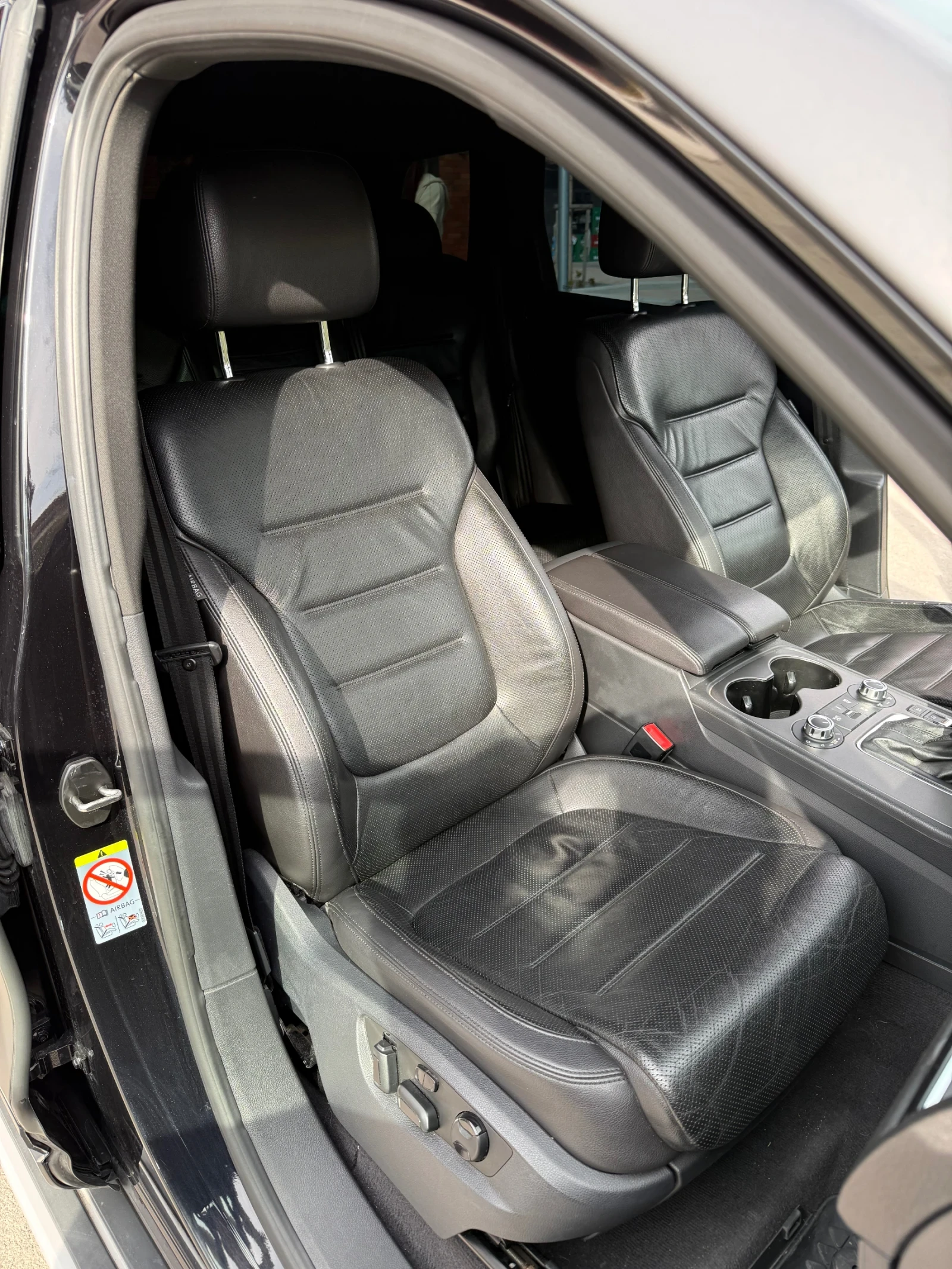 VW Touareg  V6 TDI BMT 4MOTION , снимка 10 - Автомобили и джипове - 54204708