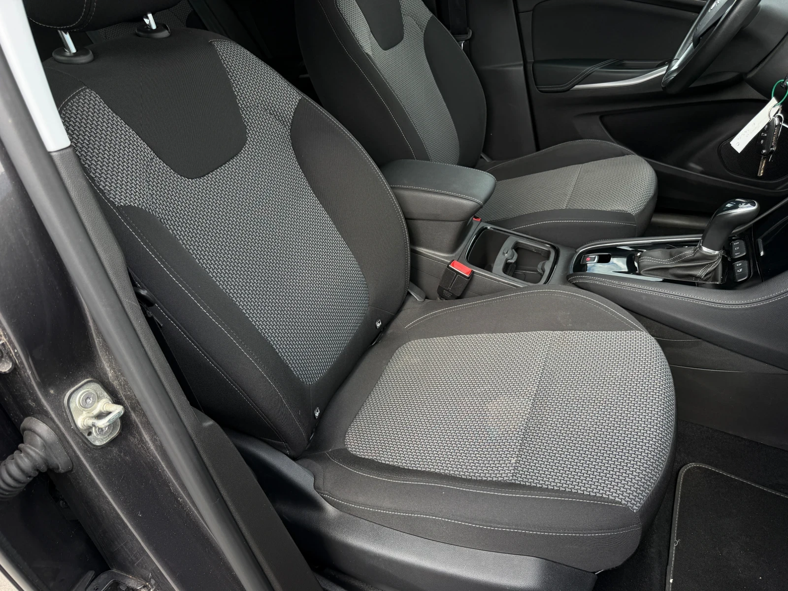 Opel Grandland X 1.5 CDTI, снимка 10 - Автомобили и джипове - 54225100