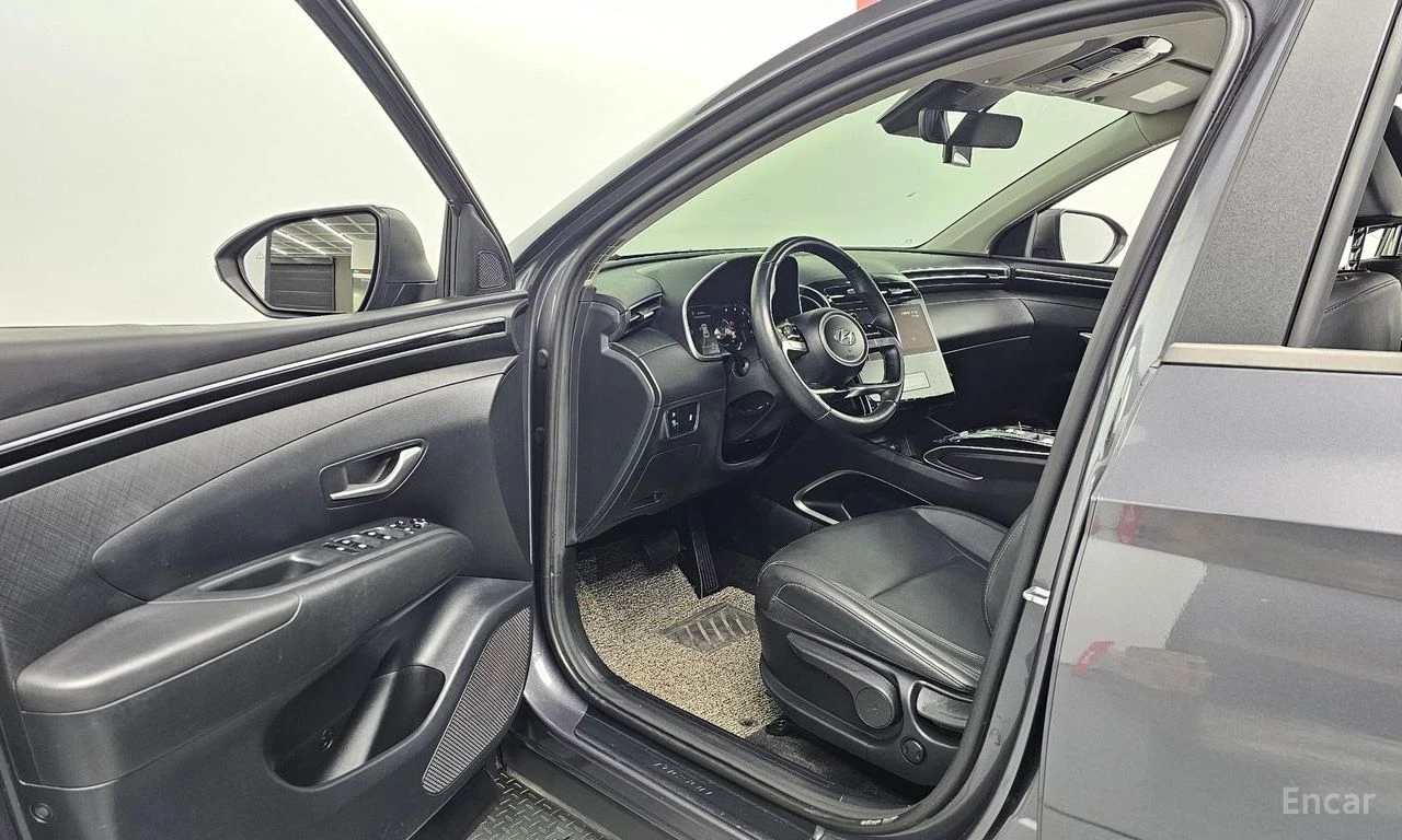 Hyundai Tucson 2.0 D Premium 4x4* DISTRONIC* ПОДГРЕВ* ОБДУХВАНЕ* , снимка 6 - Автомобили и джипове - 54764446