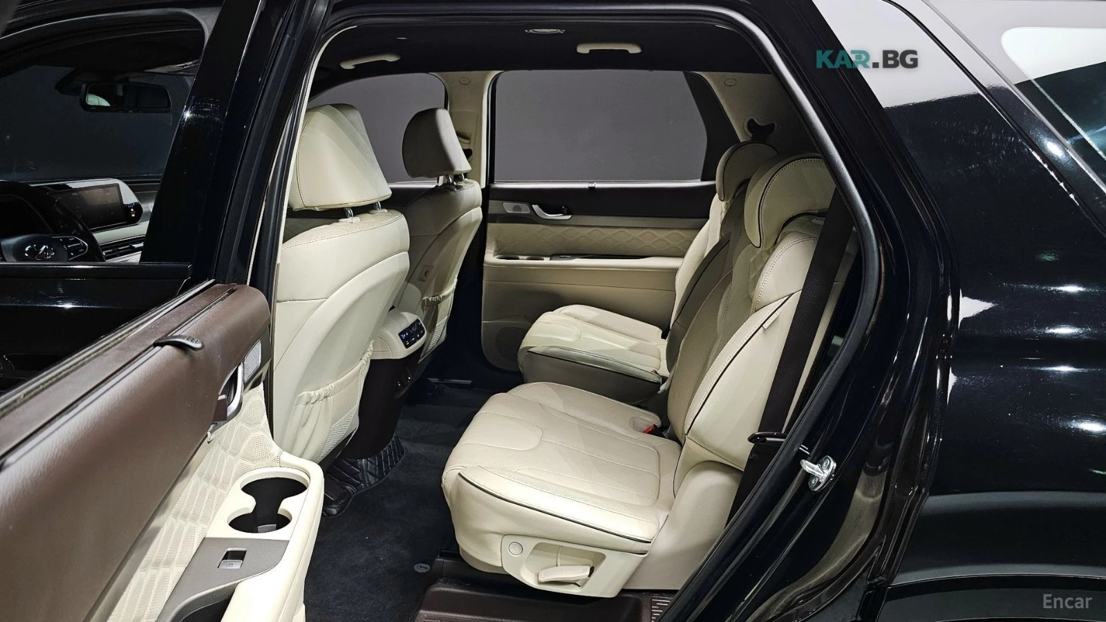 Hyundai Palisade * 360* ПАНО* KEYLESS* Camera* ПОДГРЕВ* , снимка 12 - Автомобили и джипове - 55133312