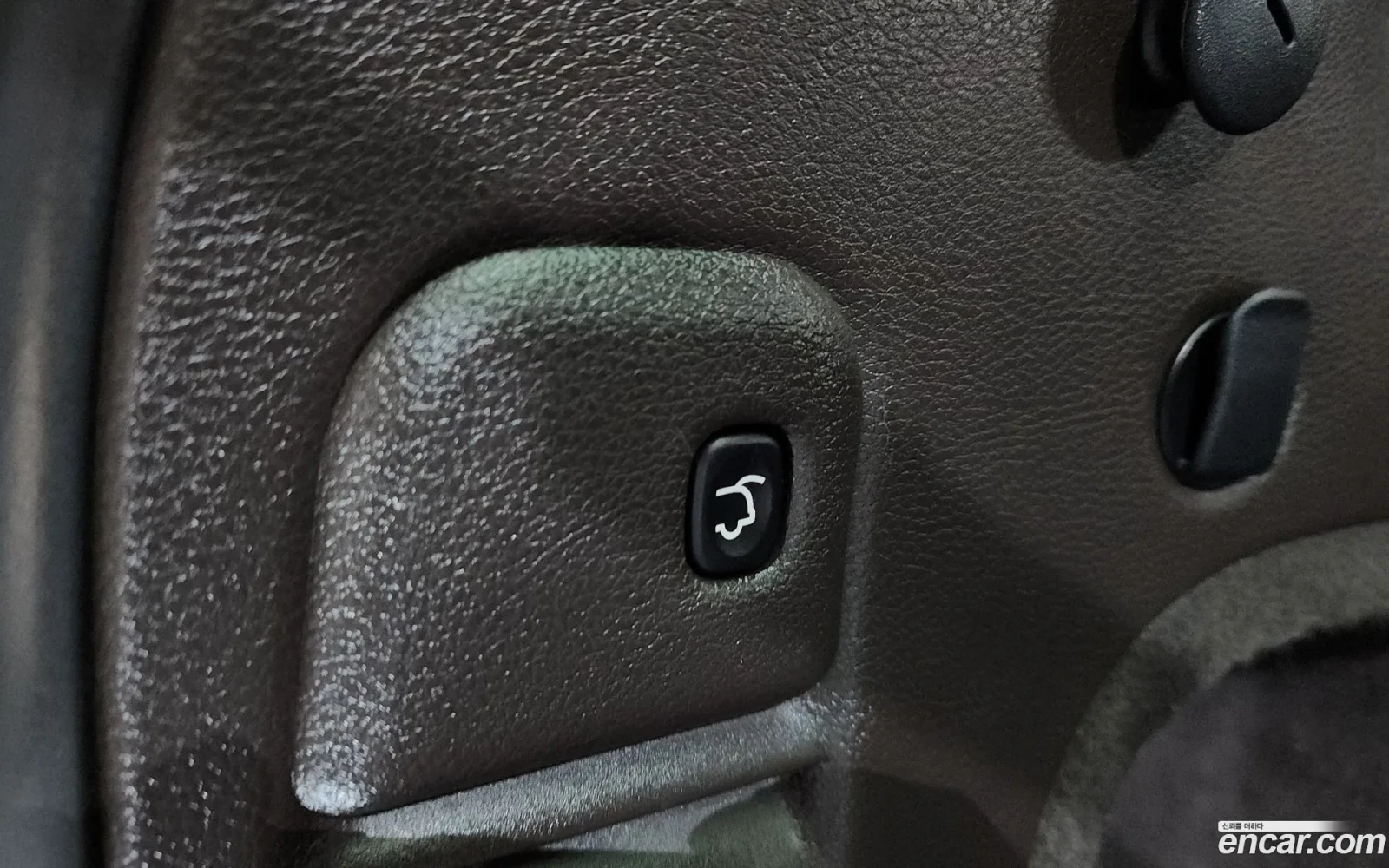 Jeep Grand cherokee OVERLAND 4X4 3.6 8ZF ДИСТРОНИК ОБДУХВАНЕ CARPLAY, снимка 15 - Автомобили и джипове - 55484011