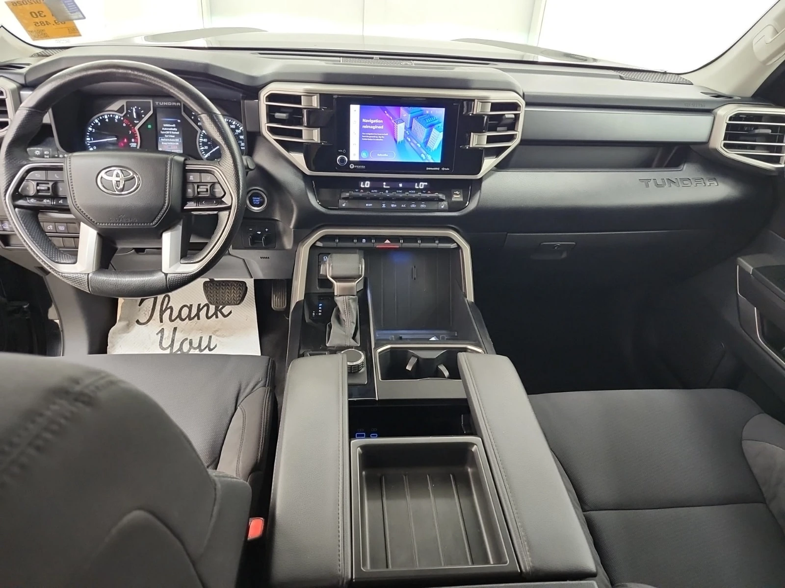 Toyota Tundra * SR5 CREW CAB LONG BED * 4WD * CARFAX * , снимка 10 - Автомобили и джипове - 56120728