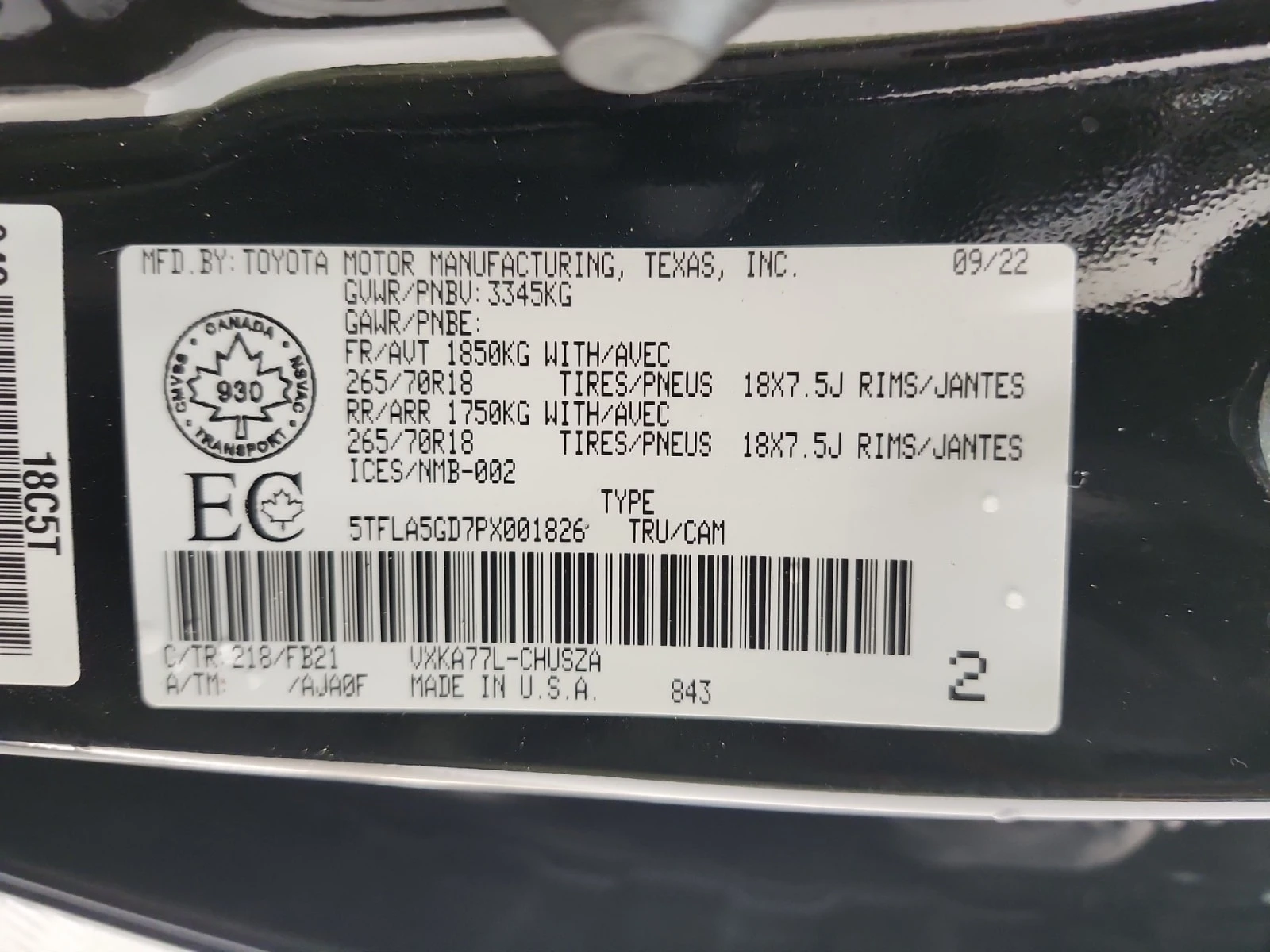 Toyota Tundra * SR5 CREW CAB LONG BED * 4WD * CARFAX * , снимка 15 - Автомобили и джипове - 56120728