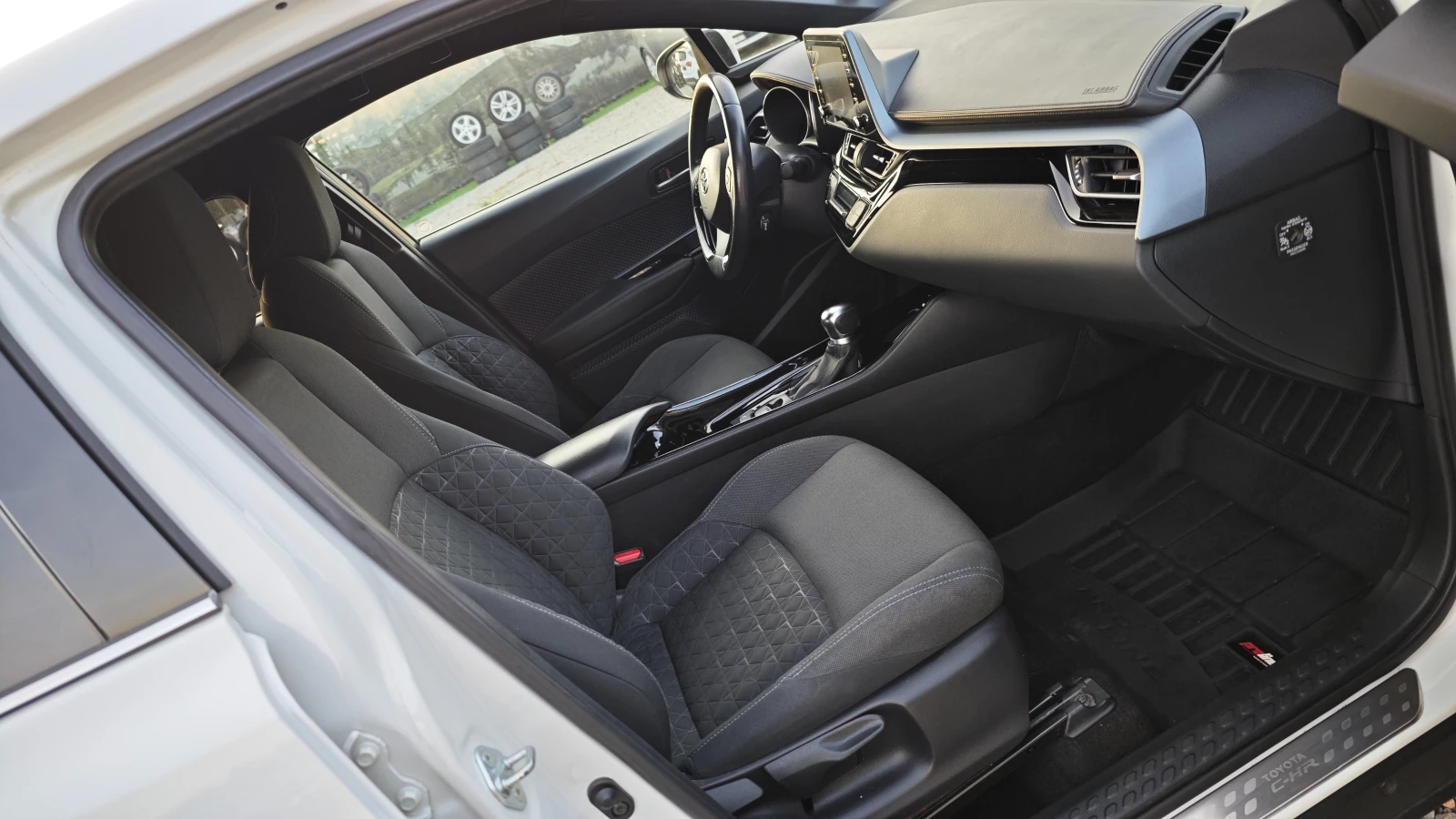 Toyota C-HR ������� ������/������ �������/������� �������� | Mobile.bg � ����������� 11