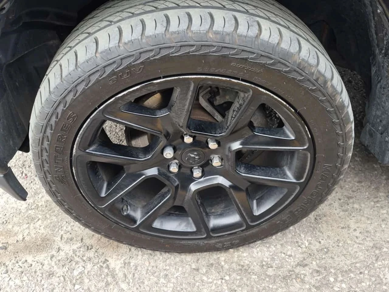 Dodge RAM 1500, снимка 4 - Автомобили и джипове - 56685865