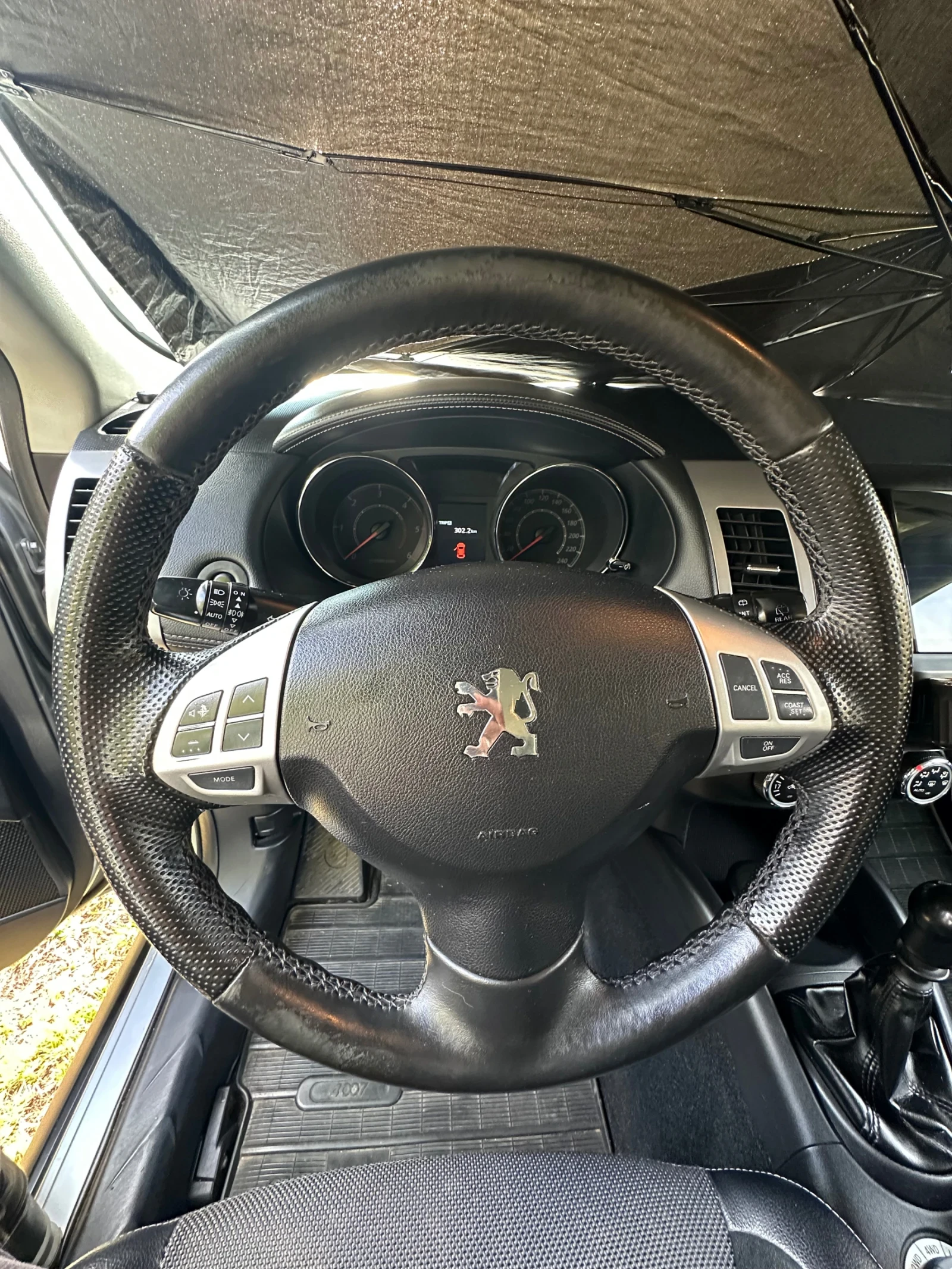 Peugeot 4007, снимка 7 - Автомобили и джипове - 56718739