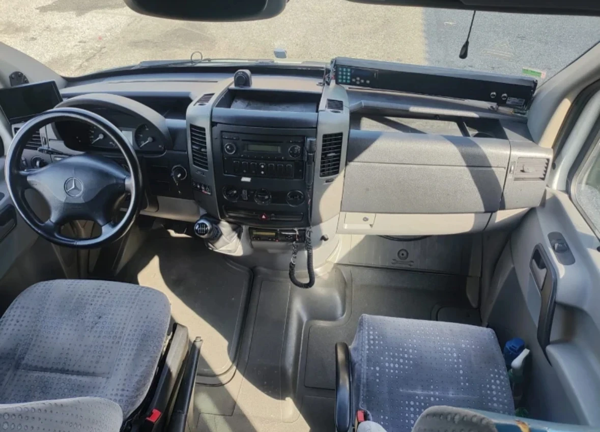 Mercedes-Benz Sprinter 518, снимка 12 - Бусове и автобуси - 53832545