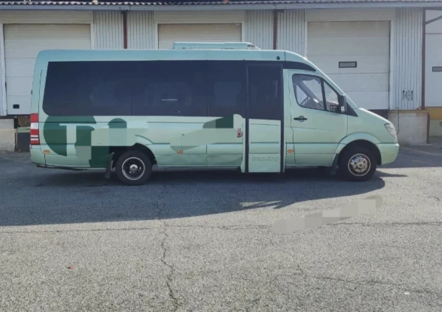 Mercedes-Benz Sprinter 518, снимка 10 - Бусове и автобуси - 53832545