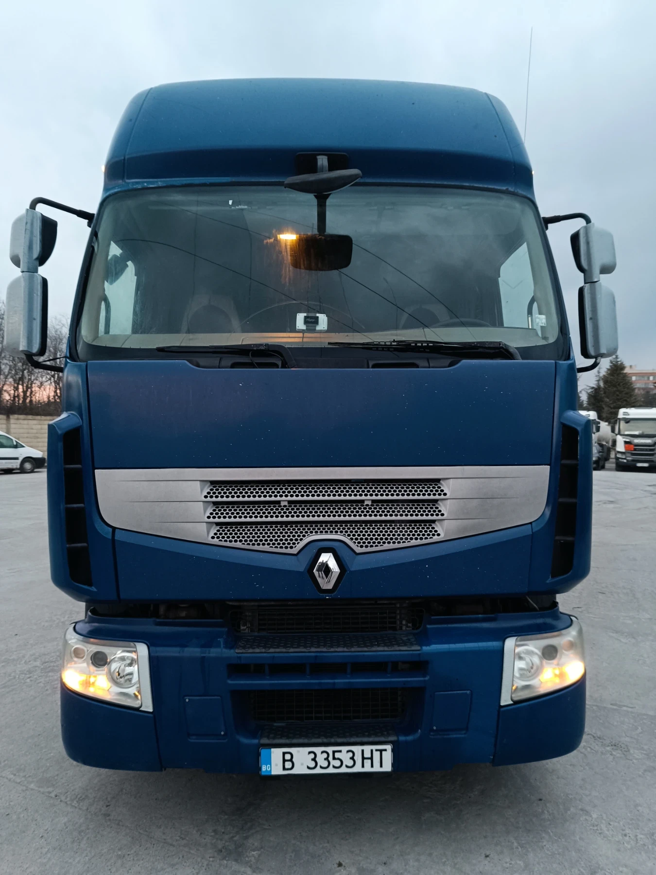 Renault Premium 450