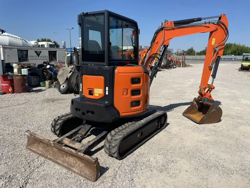 Багер Hitachi ZX 38U -5A, снимка 13 - Индустриална техника - 46865567