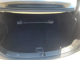 Mercedes-Benz E 200, снимка 11