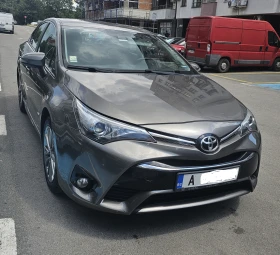 Toyota Avensis 2018, снимка 1