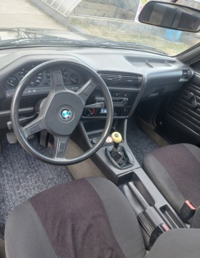 BMW 318, снимка 9 - Автомобили и джипове - 44734657