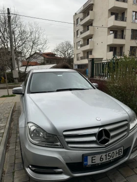 Mercedes-Benz C 220, снимка 2