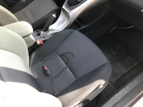 Toyota Auris 2.0D D4D сервизна история  - 4000 € / 7823.32 лв. - 92116849 7