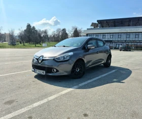 ������ Renault Clio