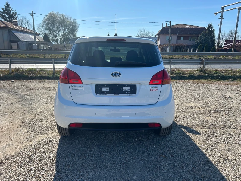 Kia Venga 1.4 CRDI  , снимка 6 - Автомобили и джипове - 47862728