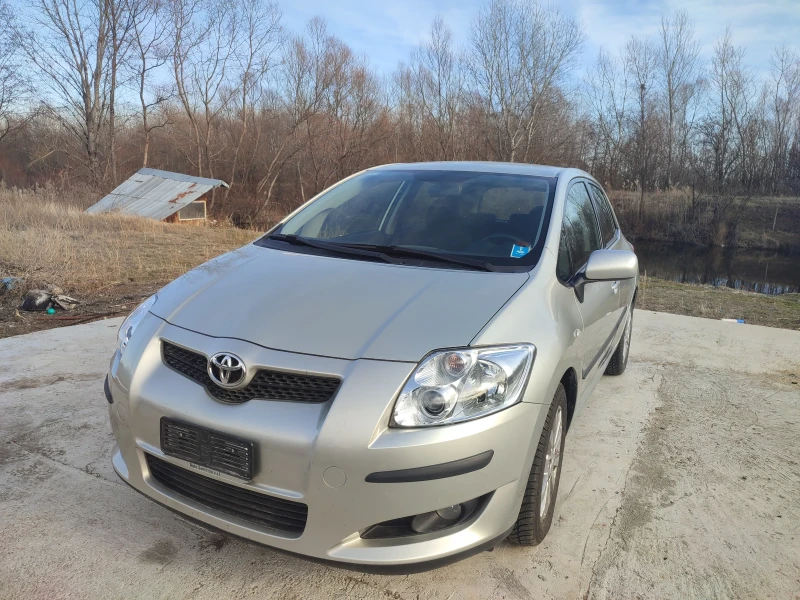 Toyota Auris, снимка 1 - Автомобили и джипове - 48879875