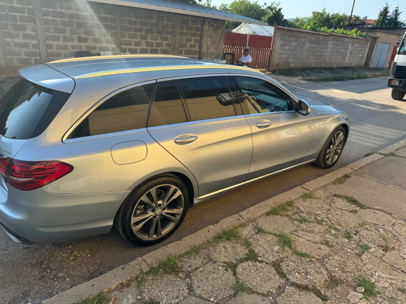 Mercedes-Benz C 220, снимка 6 - Автомобили и джипове - 48996928