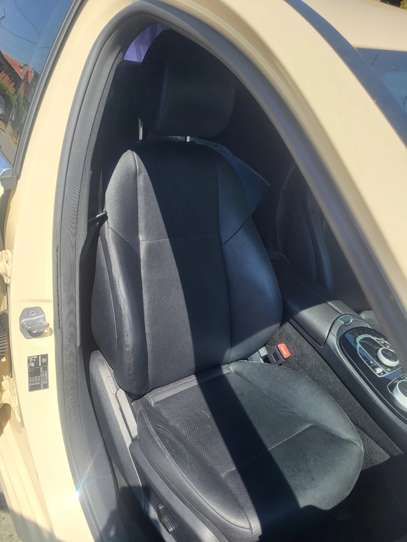 Mercedes-Benz E 200, снимка 7 - Автомобили и джипове - 51991662