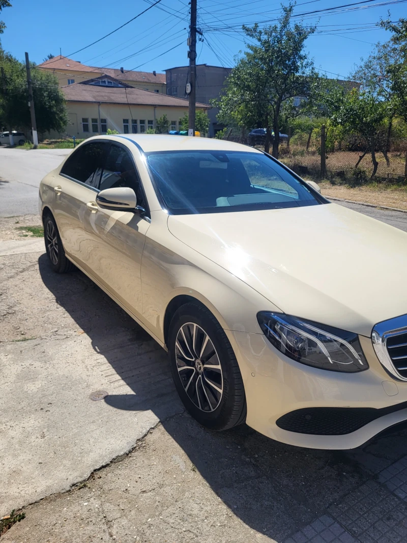 Mercedes-Benz E 200, снимка 2 - Автомобили и джипове - 51991662