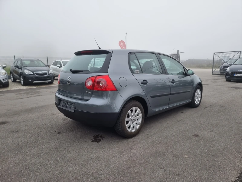 VW Golf 1.9TDI, снимка 7 - Автомобили и джипове - 52494667