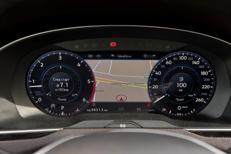 VW Passat 8, снимка 6 - Автомобили и джипове - 52529356