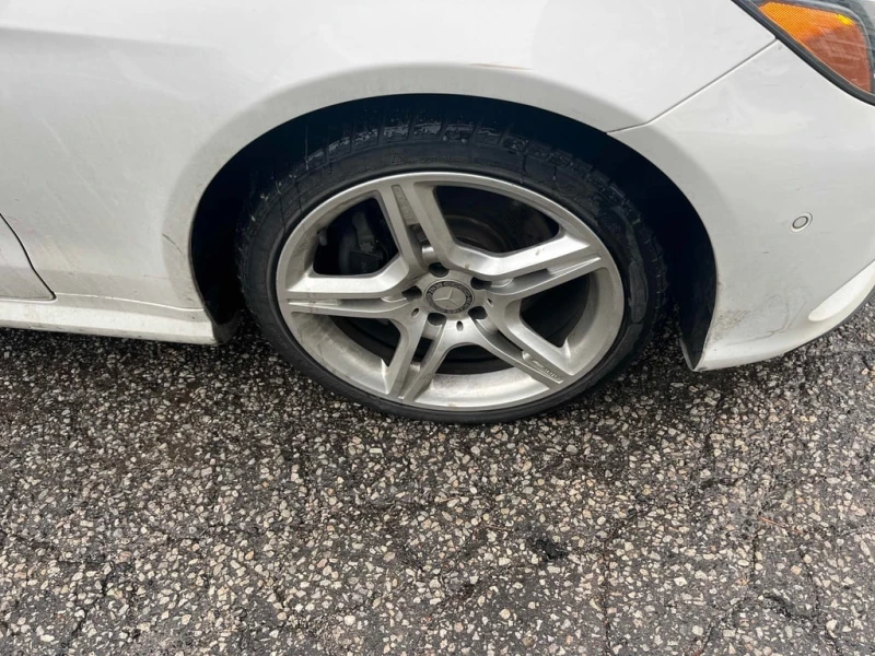 Mercedes-Benz E 400 * CARFAX * БЕЗ ПЪРВОНАЧАЛНА ВНОСКА, снимка 7 - Автомобили и джипове - 52855922