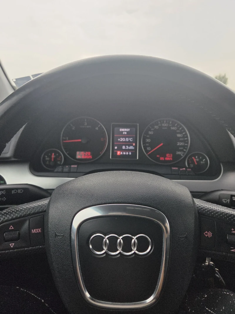 Audi A4 2.7, снимка 13 - Автомобили и джипове - 53010566