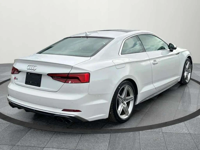 Audi S5 * АВТО КРЕДИТ* ЦЕНА ДО БГ * СЕРВИЗНА ИСТОРИЯ * , снимка 4 - Автомобили и джипове - 53593625