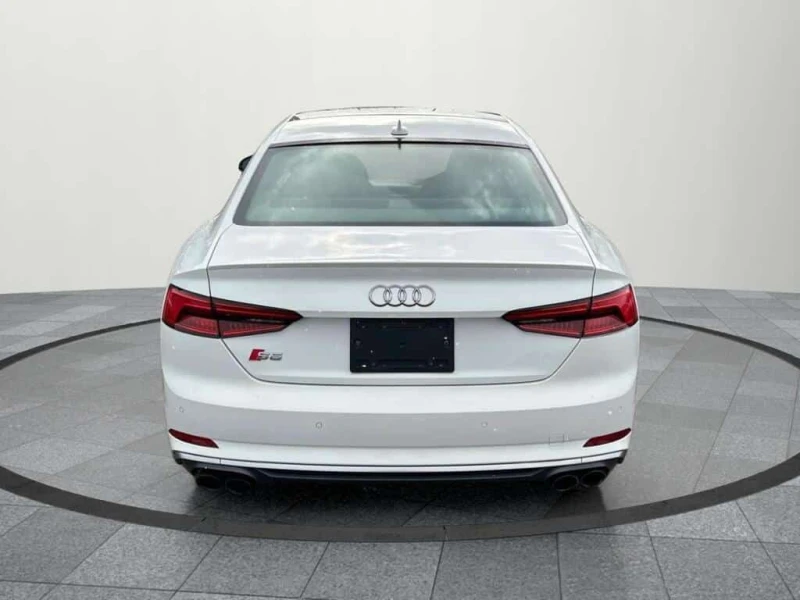 Audi S5 * АВТО КРЕДИТ* ЦЕНА ДО БГ * СЕРВИЗНА ИСТОРИЯ * , снимка 6 - Автомобили и джипове - 53593625