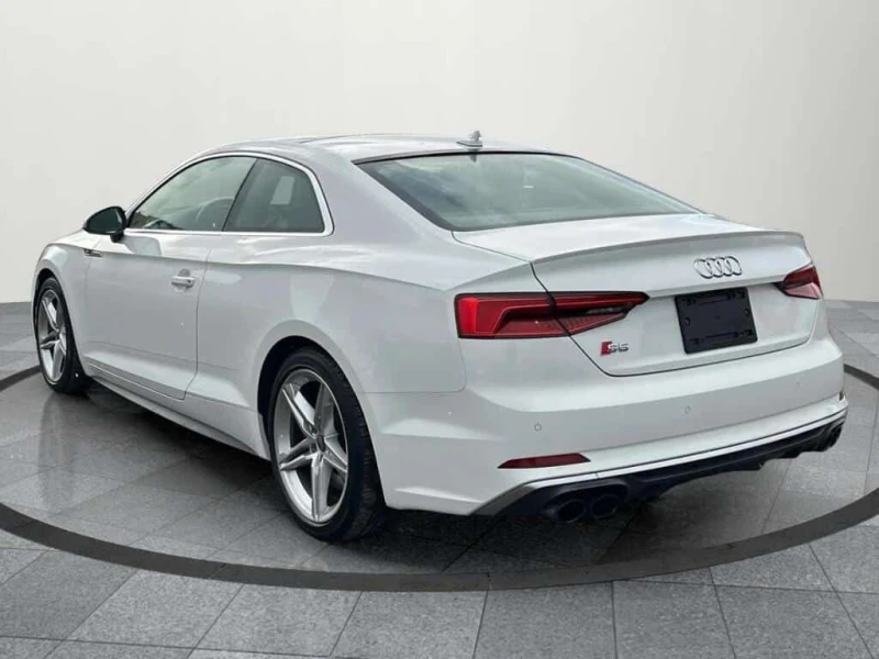 Audi S5 * АВТО КРЕДИТ* ЦЕНА ДО БГ * СЕРВИЗНА ИСТОРИЯ * , снимка 5 - Автомобили и джипове - 53593625