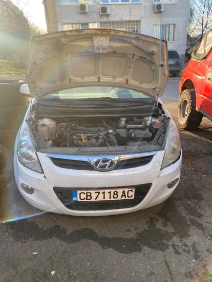 Hyundai I20, снимка 1 - Автомобили и джипове - 48979099