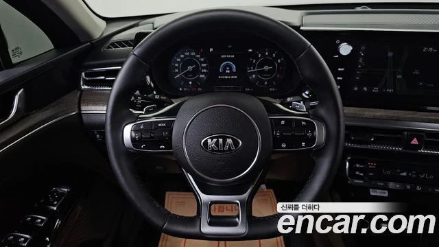 Kia K5, снимка 16 - Автомобили и джипове - 56082201