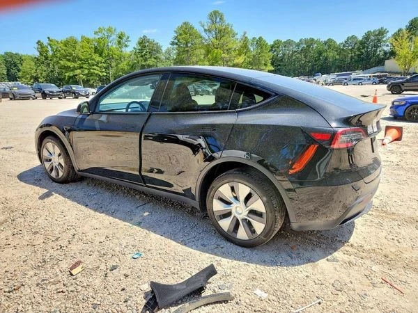 Tesla Model Y, снимка 3 - Автомобили и джипове - 56117936