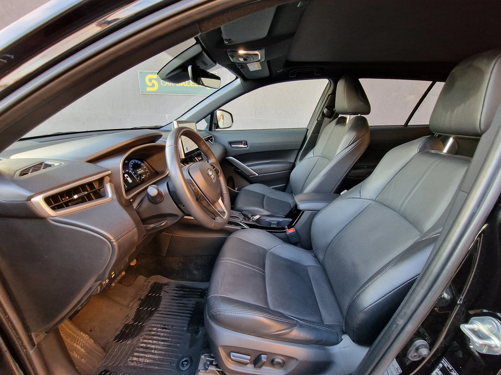 Toyota Corolla Cross 2.0 Luxury | Mobile.bg   12