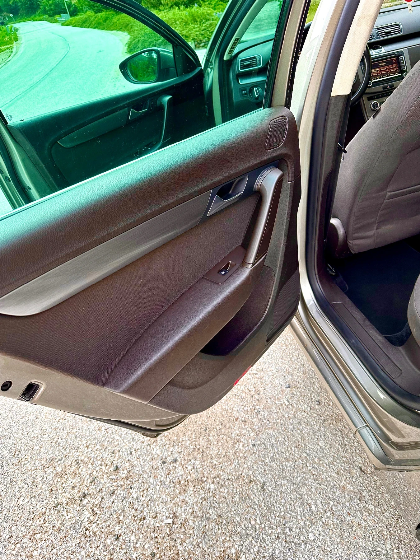 VW Passat 2.0TDI* Highline - изображение 8